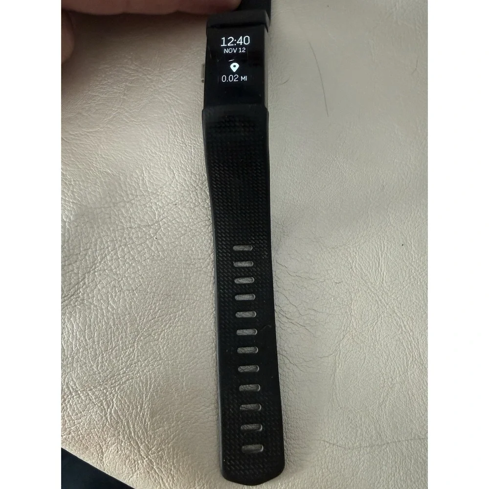 Fitbit Charge 2 Fitness Tracker Heart Rate Activity Tracker Complete Works Great